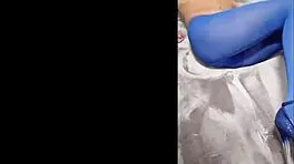 Milf In Pantyhose And Heels Teases With Curves