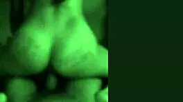 वेनिका ने हर्मेनास्ट्रो के मोटे लंड पर वाइल्ड काउगर्ल राइड की