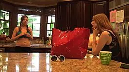 Wow, Ela Darling and Sovereigh Syre Are Hot Lesbians Fucking with Toys in Pussies