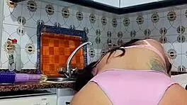 hey, check my big ass sliding in this huge dildo for ya