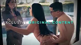 ambitious wife sarah vandella motivates best player at work