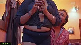 देसी हॉट मॉडल वायरल रफ सेक्स में फक हुई