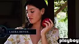 Cute Brunette Elilith Noir Dances And Poses Naked After Striptease