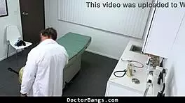 Shy teen 18+ consults doctor for orgasm issues with intense blowjob
