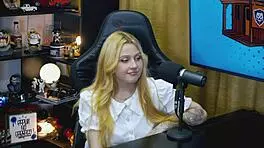 nympho viamms evaluates ruan's huge cock and gives it a high score, did she love it in the shack?