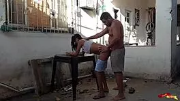 Fudendo no Quintal com Baby-Sitter in Rough Anal Action