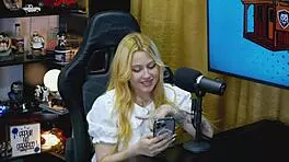 nympho viamms evaluates ruan's huge cock and gives it a high score, did she love it in the shack?