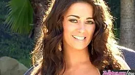 taylor vixen rips clothes for outdoor masturbation session