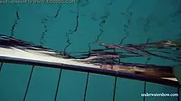 big natural tits babe lola enjoys underwater swimming in the pool