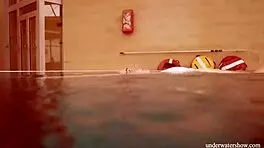 big natural tits babe lola enjoys underwater swimming in the pool