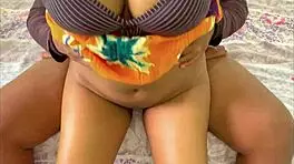 I feel the romantic connection while fucking that Desi Indian hot girl's pussy