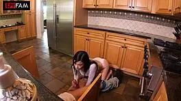 Slutty Stepdaughter Sucks Stuck Stepdad's Big Cock