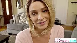 Persistent Step-Sis Emma Hix Determined To Fuck Stepbro's Big Cock