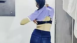 Indian Model Teen 18+ Plays Solo in Amazing Performance