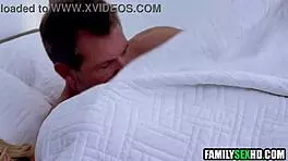 18 साल की साली साले से कुंवारी खोती है टैबू ब्लोजॉब में