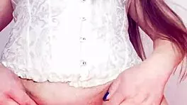 Madrastra Mexicana Latina with Giant Cameltoe Masturbates Wildly for Stepson