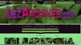 horny teen lesbian fingering pussy with toys 😏