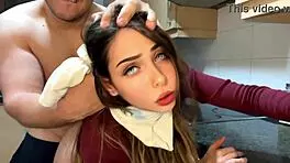 डेम, किचन में अपनी 18+ हिजस्त्रा को जोर से चोद रहा हूँ! बेस्ट पाद्रास्त्रो, राइट? 🔥