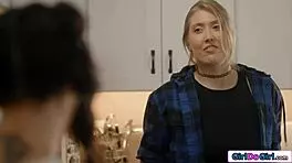 Lulu Chu seduces Electra Rayne passionately