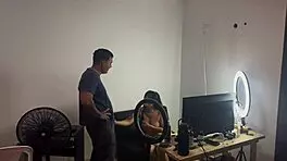 hermanastra pillada web cam por hermano tienes sexo por silencio