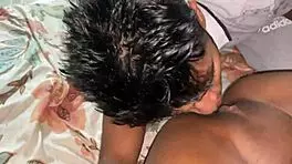 FOLLO CON MI HERMANASTRA EN EL SOFA DE LA CASA con anal y facial