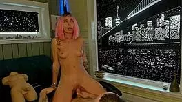 Girlfriend Enjoys Creampie After Chair Riding