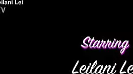 Foot fetish instructions with wrinkled soles and natural toes