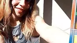 Bonneyuwu Shows Off Her Sexy Body In Cosplay!