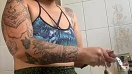 casada records cooking videos online but really just wants to flash her swollen pussy