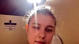 extreme bbw masturbates with anal plug deep in public cum on cam 😈