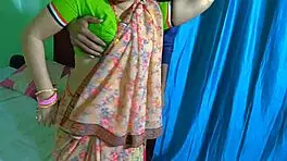 नॉटी बाबी देसि ब्राइड हॉट फॉरप्ले और बेड चुदाई में भाई-इन-लॉ के साथ