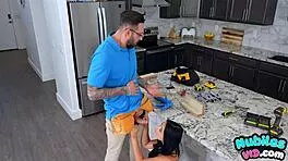 Ophelia purr teach how to handle caulk