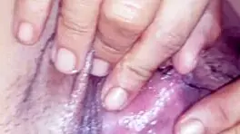 Latina milf masturbates to creampie.