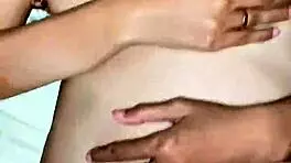 Ngentot Hard While Squeezing Milk from Young Mom in Yellow Dress.