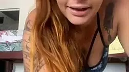 i just met this guy and flashed tits in his apartment 😏