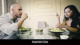 FamFap - My Sorority Secrets With Roxanne Binky Beaz Blow My Mind!