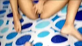 my girlfriend lets her friends fuck her at university rsrsrs