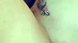 स्लिम थिक ट्रैशी हूकर को आउटडोर्स पीओवी में फक, उसका बड़ा अस बाउंस करता है, और रिलक्टेंटली कमशॉट फेशियल लेती है।