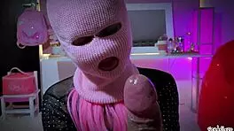 Bandit whore girlfriend milks with massage until last drop