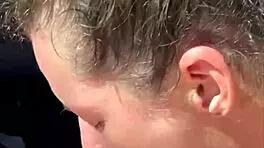 स्लिम थिक ट्रैशी हूकर को आउटडोर्स पीओवी में फक, उसका बड़ा अस बाउंस करता है, और रिलक्टेंटली कमशॉट फेशियल लेती है।