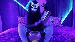 Alicia’s vibrator unboxing with Agatha Dolly for Halloween squirting special.