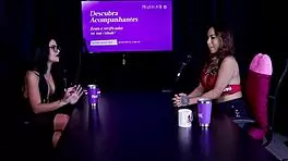 Uma pegada é essencial na hora! Belinha Baracho conta que a cena que mais gostou foi fodida em cima da casa do cachorro e a dp anal