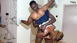 18 साल की छात्रा को टीचर के बड़े लंड से रफ चोदाई