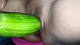 amateur whore gets eaten out?