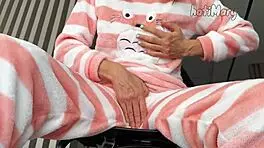 Horny Teen Masturbating Wet Pussy