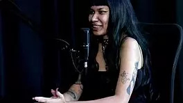 respondeu quem ela mama senta ou passa