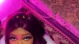 hijastra con gran culo recibe gran polla en coño mojado