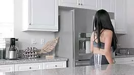 Stepsister Gives Handjob