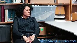 caught thief, wanna give head and fuck?