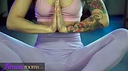 Fitness Rooms Lexi Dona Scissoring After Yoga Class 😍